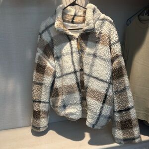 Thread and supply, fluffy jacket
